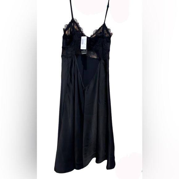 La Vi en Rose Dress - Picture 2 of 2